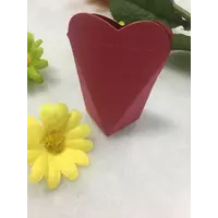 Бонбоньерка Сердечко червоного кольору, подарункова коробочка
